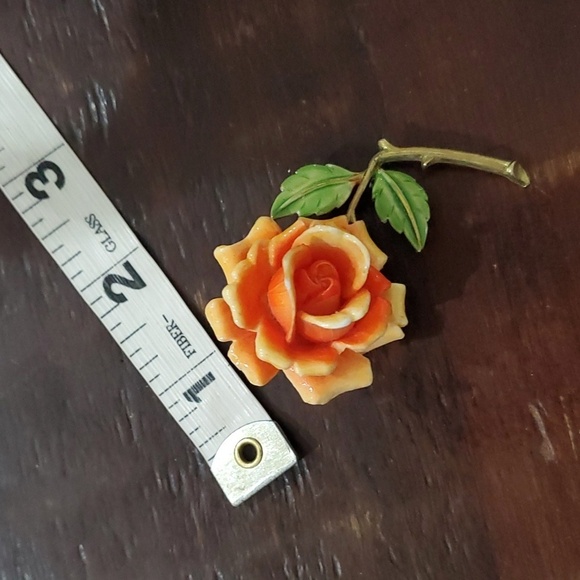 VINTAGE GES GESCH ORANGE ROSE PIN STAMPED CJJ GREENLEAVES GOLDTONE FLORAL - Picture 10 of 10